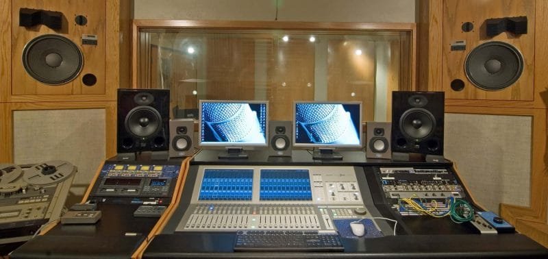 Meningkatkan Kualitas Pembelajaran Dengan Audio Sistem Sekolah