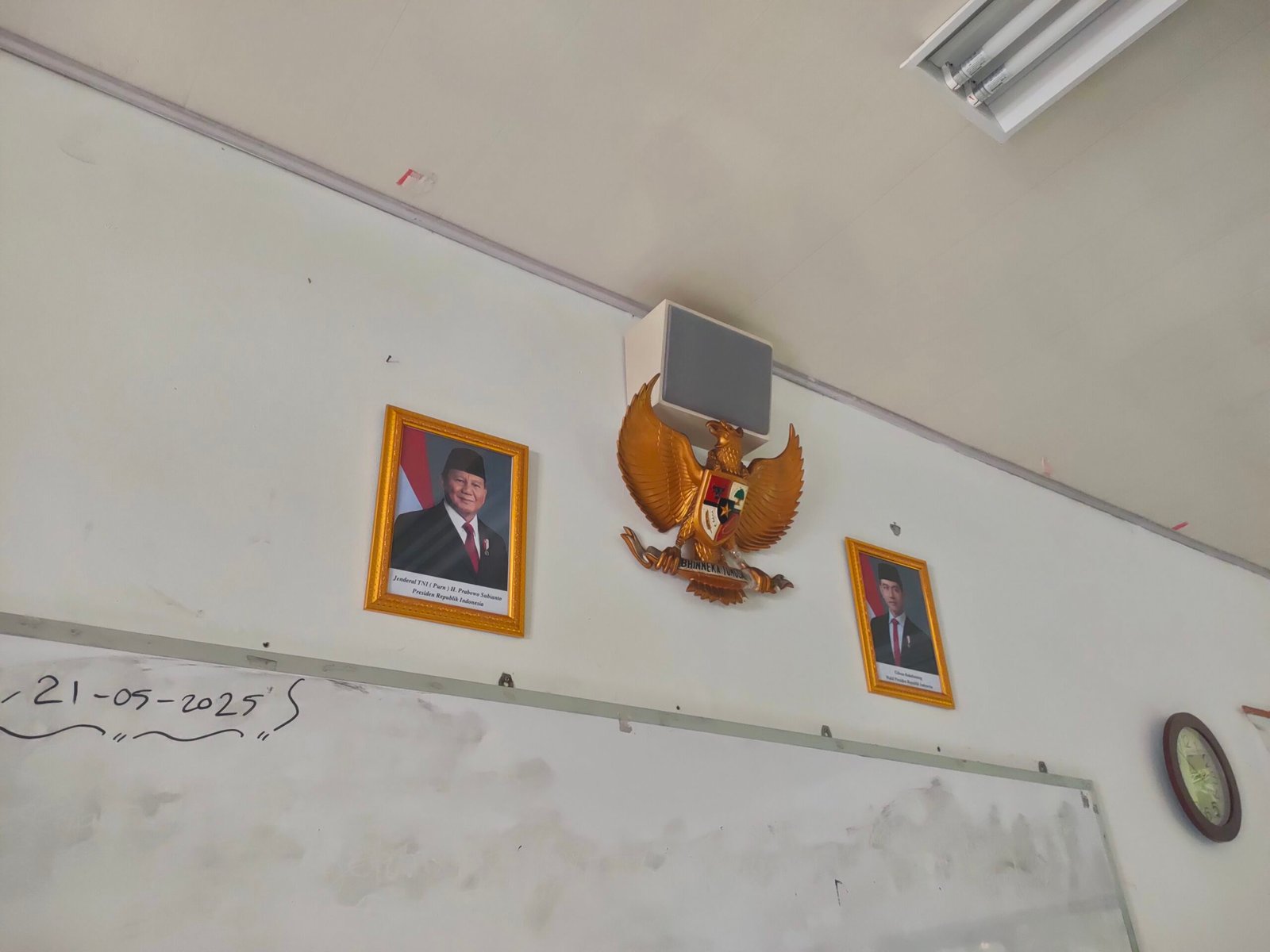 Pemasangan Speaker Indoor Sekolah Pemasangan speaker indoor audio paging di sekolah
